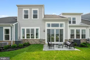 10624 Great Basin Pl, White Plains, MD 20695 - Photo 2