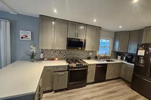 1102 Copley Ave, Waldorf, MD 20602 - Photo 2