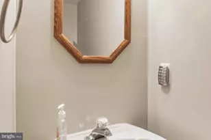 10324 Cassidy Ct, Waldorf, MD 20601 - Photo 6