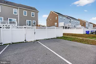 11387 Tolkien Ave, White Plains, MD 20695 - Photo 12