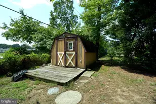 209 Garner Ave, Waldorf, MD 20602 - Photo 8