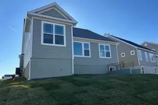 10041 Shenandoah Ln, White Plains, MD 20695 - Photo 4