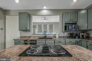 3927 Hedgemeade Ct, White Plains, MD 20695 - Photo 16