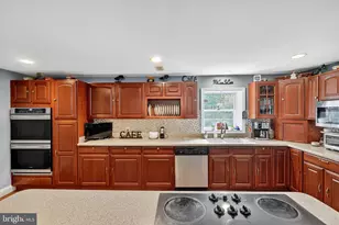 2103 Gibbons Ct, Waldorf, MD 20602 - Photo 6