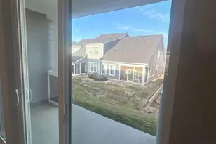 10634 Great Basin Pl, White Plains, MD 20695 - Photo 6