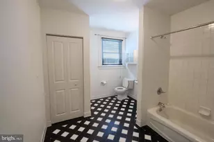 303 Charles St, La Plata, MD 20646 - Photo 10