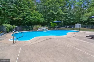 6155 Landsdale Pl, Bryantown, MD 20617 - Photo 4