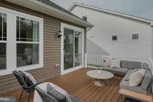 10143 Shenandoah Ln, White Plains, MD 20695 - Photo 14