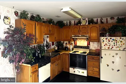 3284 Westdale Court, Waldorf, MD 20601 - Photo 2