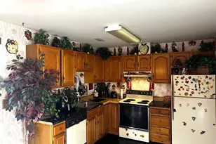 3284 Westdale Ct, Waldorf, MD 20601 - Photo 2