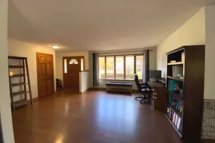 8624 Valley Dr, Waldorf, MD 20603 - Photo 2