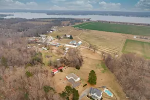 6984 Bluebird Hill Pl, Hughesville, MD 20637 - Photo 2