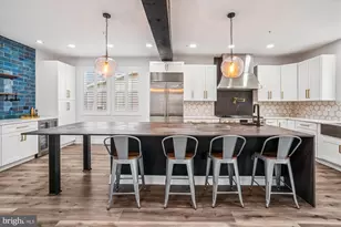 9785 Leighland Ct, Waldorf, MD 20603 - Photo 6