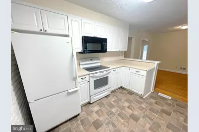 3894 Old Washington Road, Waldorf, MD 20602 - Photo 10