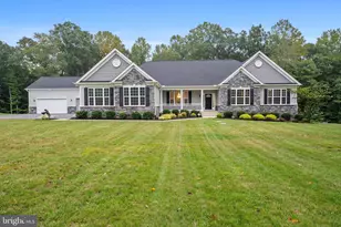 12214 Calverts Run Ct, La Plata, MD 20646 - Photo 4