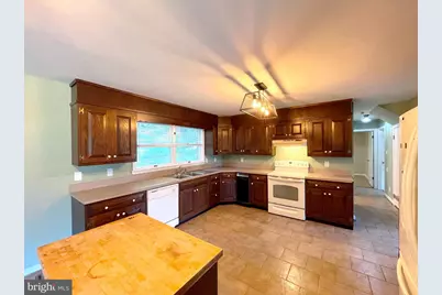 10960 Earnshaw Lane, La Plata, MD 20646 - Photo 6