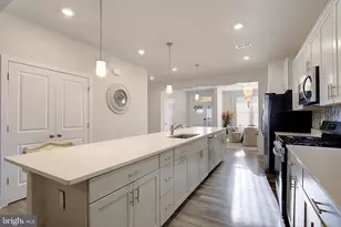10660 Grand Teton Pl, White Plains, MD 20695 - Photo 2