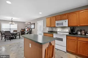 1103 Station Dr, La Plata, MD 20646 - Photo 8