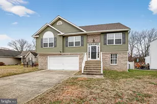 1103 Station Dr, La Plata, MD 20646 - Photo 1
