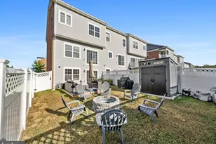 5335 Tweeddale Pl, White Plains, MD 20695 - Photo 8