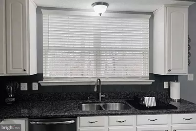 2325 Springdale Lane, Waldorf, MD 20603 - Photo 4