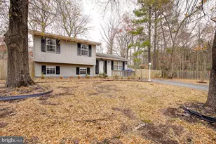 2200 Holly Oak Ct, Waldorf, MD 20601 - Photo 4