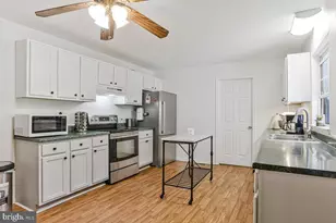 10702 Westwood Ln, Waldorf, MD 20601 - Photo 22
