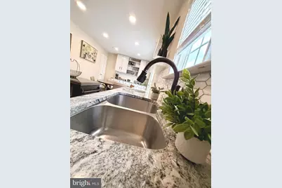 10966 W Point Place, White Plains, MD 20695 - Photo 16