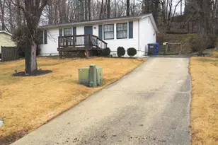 6989 Heather Dr, Bryans Road, MD 20616 - Photo 2