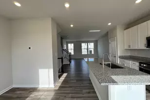10995 Barnard Pl, White Plains, MD 20695 - Photo 6