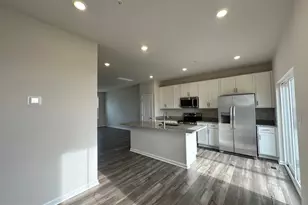 10995 Barnard Pl, White Plains, MD 20695 - Photo 8