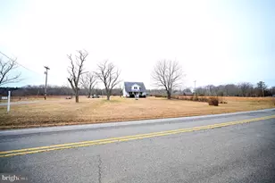 7635 Annapolis Woods Rd, Welcome, MD 20693 - Photo 8