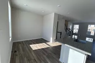 10996 Barnard Pl, White Plains, MD 20695 - Photo 4