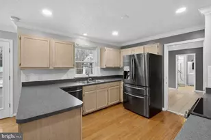 16038 Beechnut Dr, Brandywine, MD 20613 - Photo 4