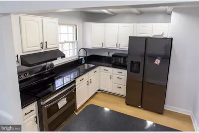 9 Wicklow Court, Waldorf, MD 20602 - Photo 4