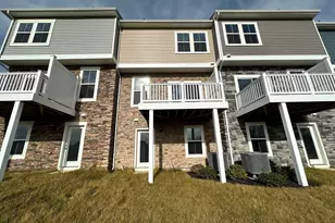 10993 Barnard Pl, White Plains, MD 20695 - Photo 32