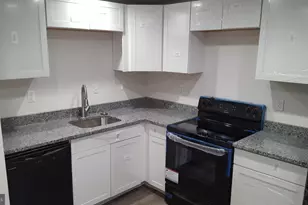 4262 Queen Ct, Waldorf, MD 20602 - Photo 4