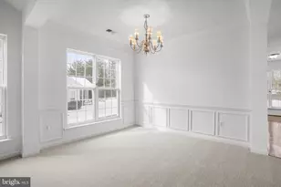 270 Williamsburg Cir, La Plata, MD 20646 - Photo 8