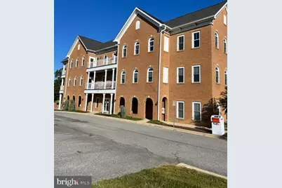 204 Washington Avenue #301 4 D, La Plata, MD 20646 - Photo 1