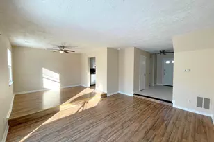 908 Sycamore, La Plata, MD 20646 - Photo 4