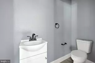 6890 Annapolis Woods Rd, La Plata, MD 20646 - Photo 12