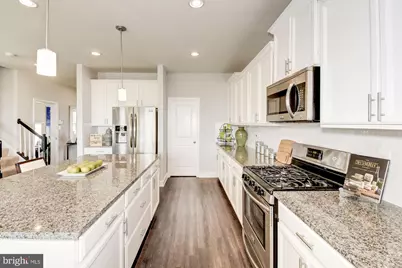 5446 Newport Circle, White Plains, MD 20695 - Photo 32