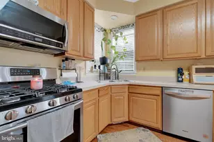 2362 Sequoia Grove St, Waldorf, MD 20601 - Photo 6