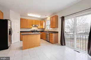 9704 Memphis Pl, Waldorf, MD 20603 - Photo 24