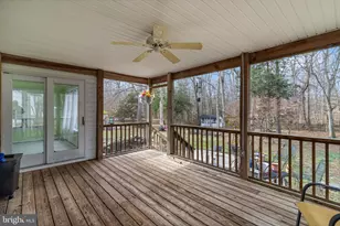 1013 Suffolk Dr, La Plata, MD 20646 - Photo 4