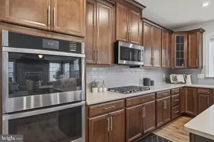 3723 Solidarity Cir, Waldorf, MD 20603 - Photo 22