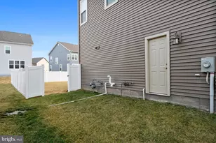 3723 Solidarity Cir, Waldorf, MD 20603 - Photo 42