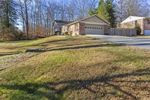 9230 Mimosa Dr, La Plata, MD 20646 - Photo 2