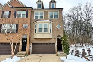 2801 Golden Gate Ct, Waldorf, MD 20601 - Photo 2