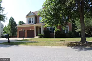 10111 Astill Ct, Waldorf, MD 20603 - Photo 4